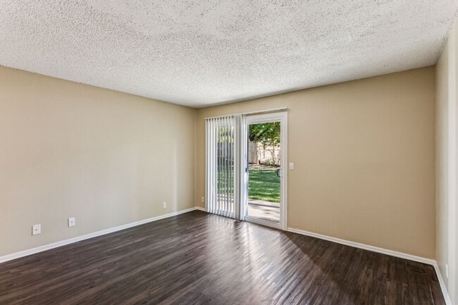 Ashford Place Apartments