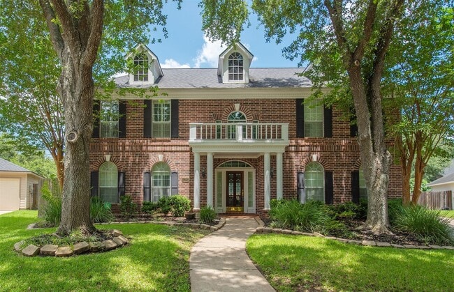 Building Photo - 1303 Red Oak Ct