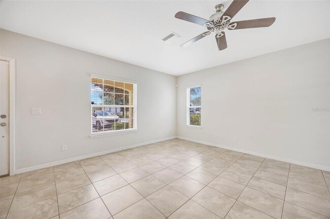 Photo - 4836 Chatterton Way
