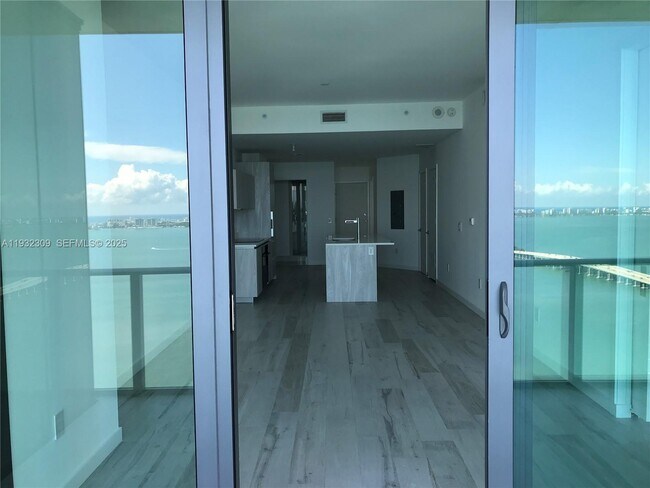 Photo - 480 NE 31st St Unit 3905