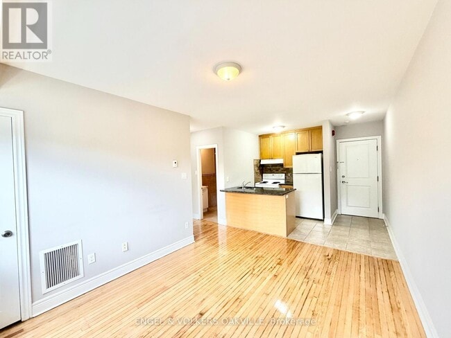 Photo - 15 Thirty Third St Unité 302