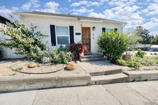Building Photo - Charming 2 Bedroom, 1 Bathroom Home in Arroyo Grande
