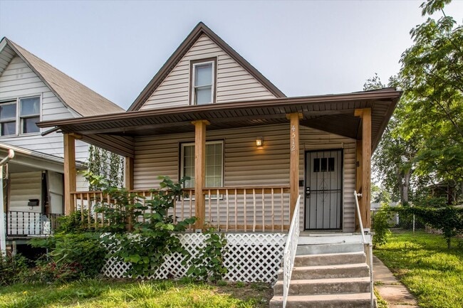 Photo - 4512 E 9th St Casa