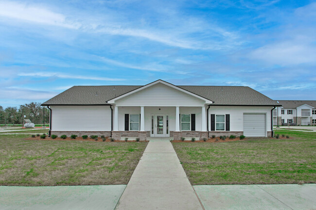 La Grange Springs - La Grange Springs Apartments