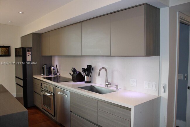 Photo - 31 SE 6th St Unit 1801