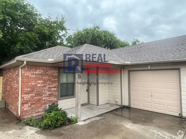 Building Photo - Welcoming - 3 Bed/2 Bath - Move In Ready! Rental
