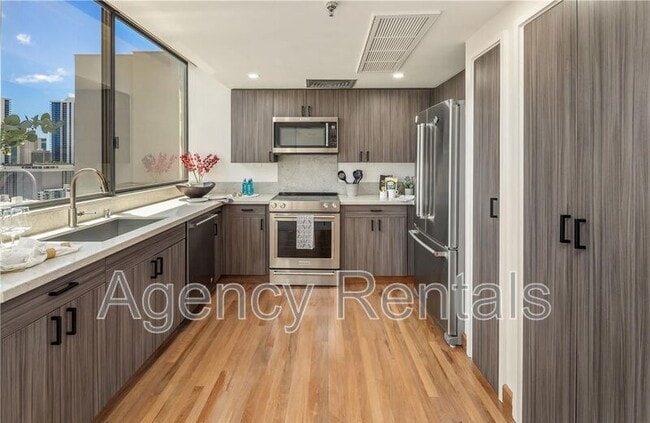 Photo - 1114 Punahou St Unit PH3