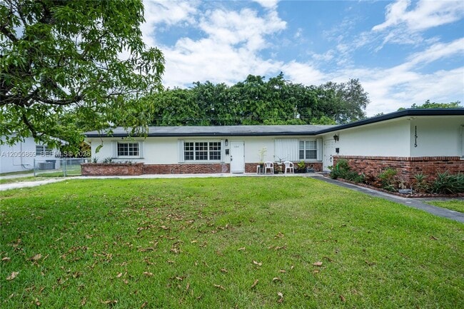 Building Photo - 11511 SW 81st Rd Unit 11511