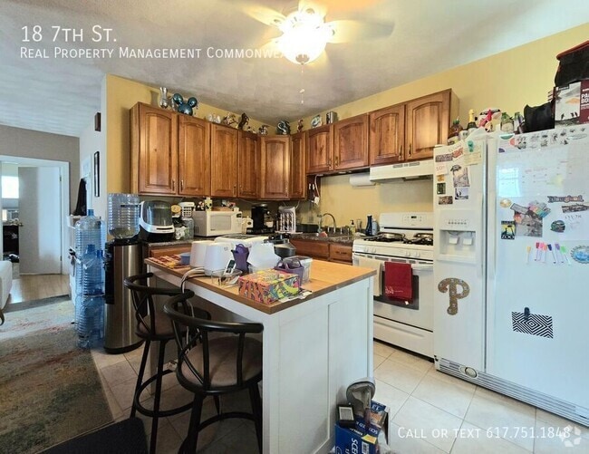 Building Photo - 18 7th St Rental