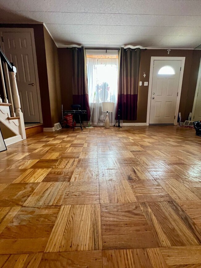 Photo - Stunning 3-Bedroom Townhome in Wissinoming! Available NOW!