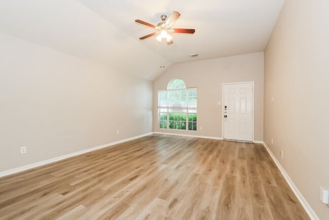 Photo - 18407 Knob Hill Lake Ln