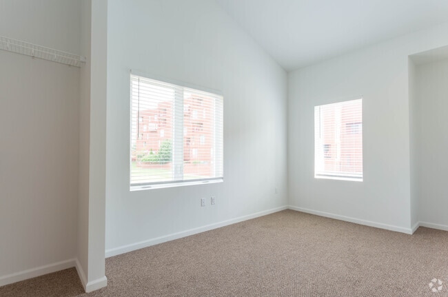 2BR, 2BA, Loft_1750SF