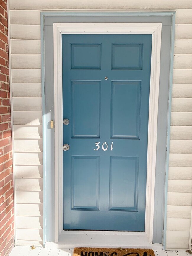 Photo - 301 S Meade St