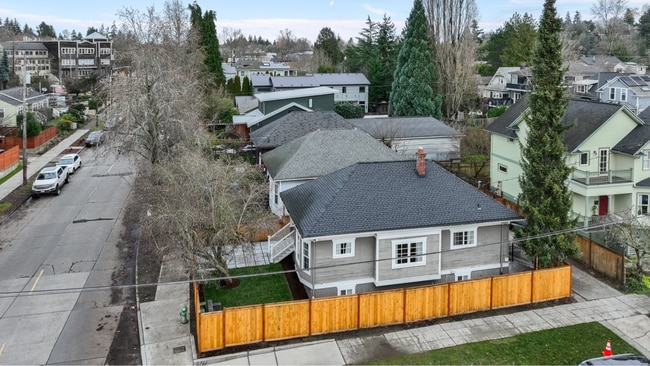 Photo - 2800 E Thomas St