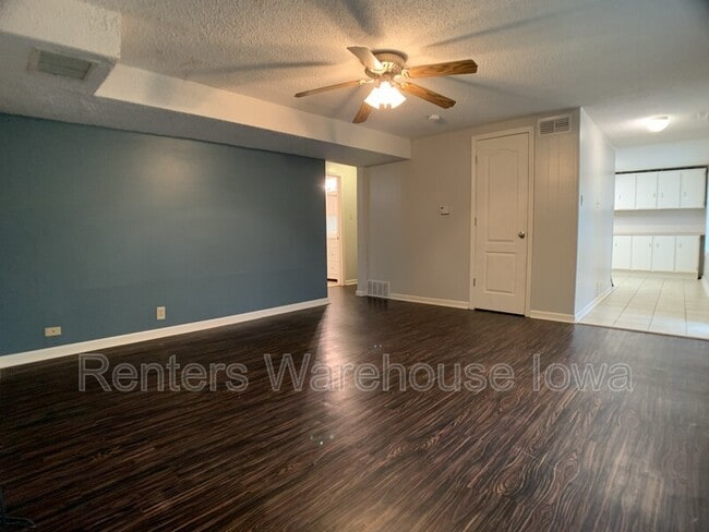 Photo - 1014 66th St