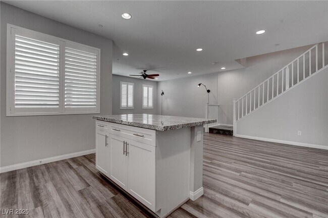 Photo - 1040 Via Panfilo Ave