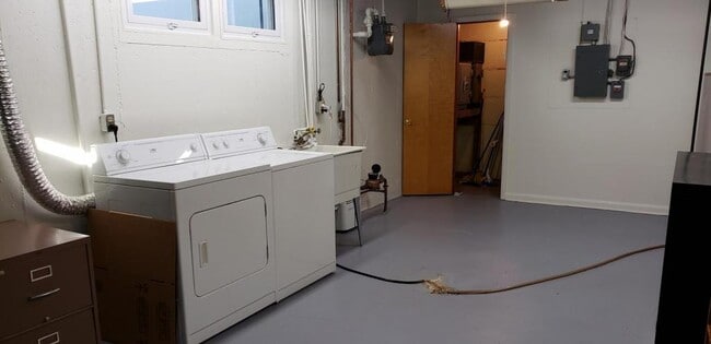 Photo - 1602 Hanaford Ave