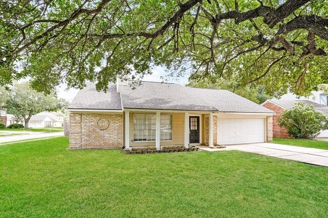 Photo - 17914 Holly Forest Dr