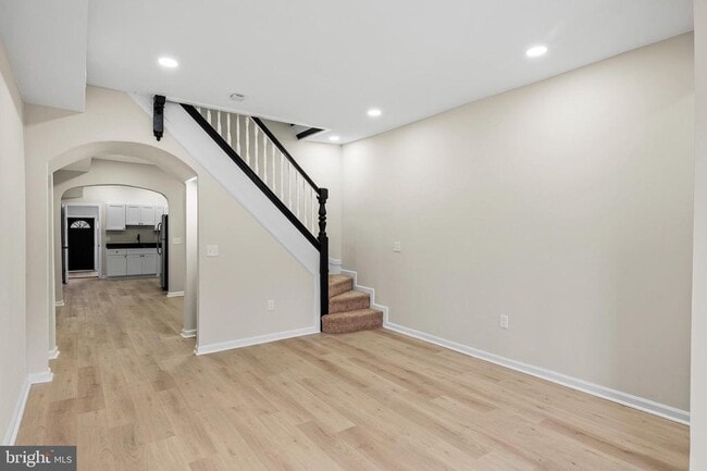 Photo - 139 N Lakewood Ave