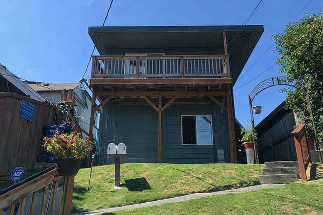 Photo - 4159 38th Ave S Unidad 1