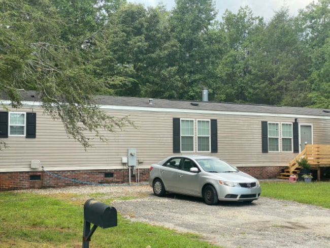 Building Photo - 386 Marler Rd