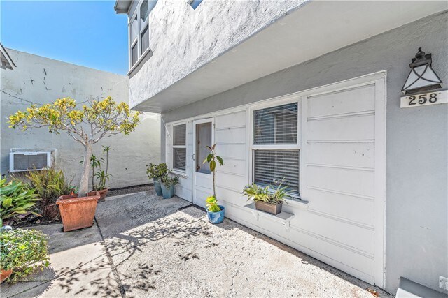 Photo - 258 Center St Unidad Lower