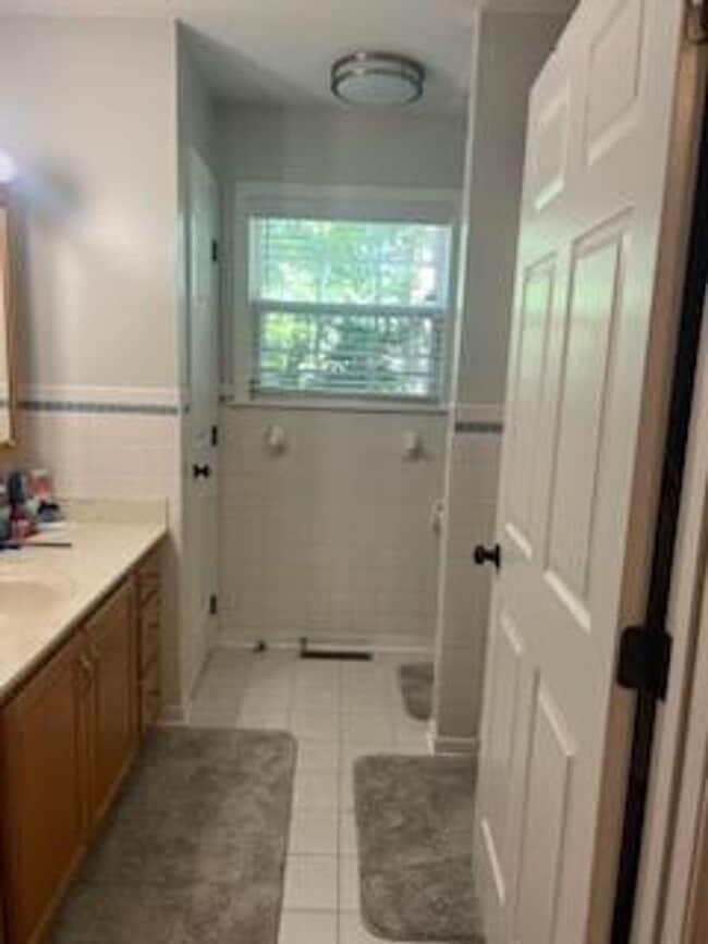 3 Bedroom Waterfront Ranch Home Ashbrook S... - 3 Bedroom Waterfront Ranch Home Ashbrook S...