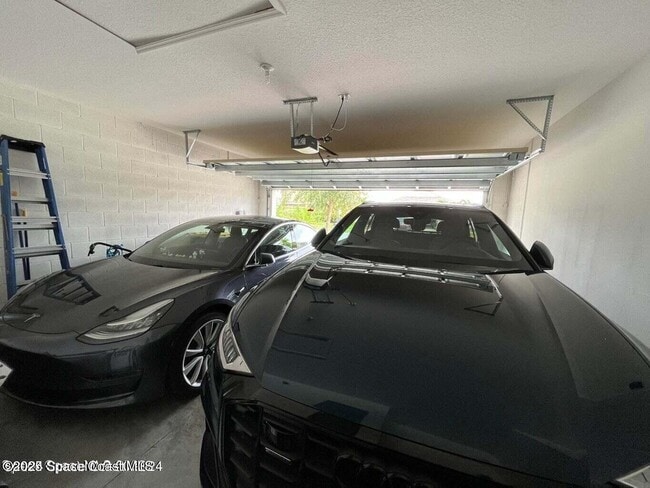 Photo - 1877 Attilburgh Blvd