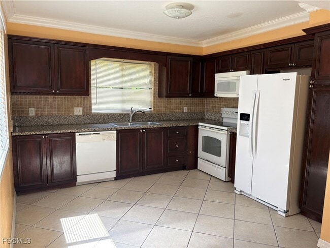 Building Photo - 7737 Tamara Lee Ct Unit 102 Rental