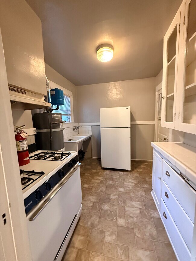 Photo - 1710 16th St Unidad 1710 16th St