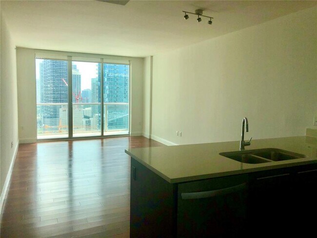 Photo - 55 SE 6th St Unit 3204