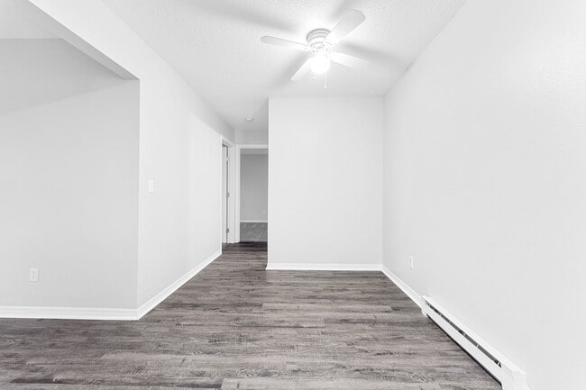 Walnut Woods Apartments