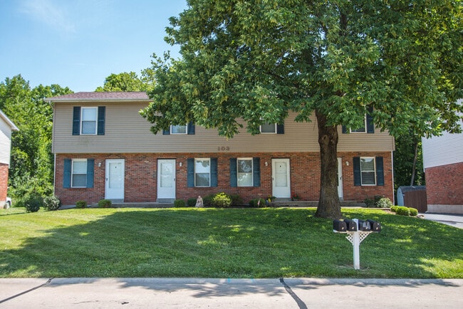 Park Charles Townhomes - Park Charles Townhomes
