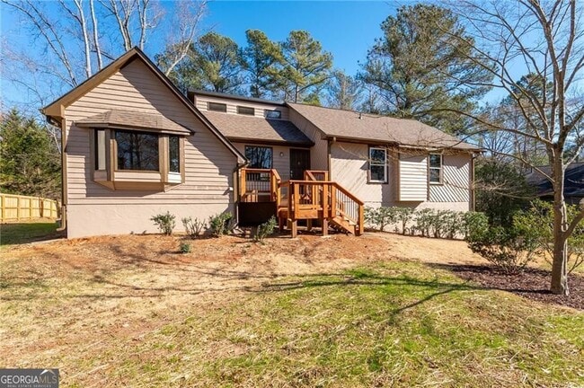 Photo - 4800 Grants Way NE