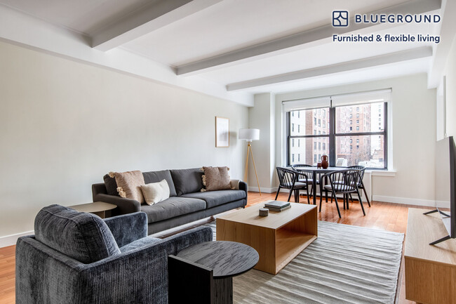 Building Photo - 400 E 58th St Rental