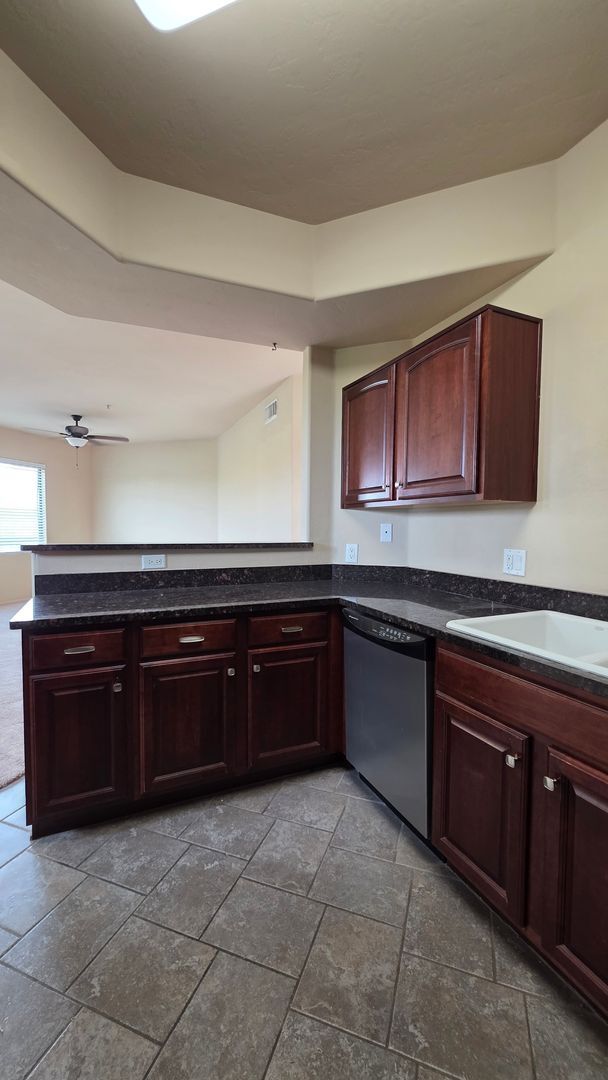 Photo - Beautiful Mountain view 1 Bed 1 Bath Condominium!