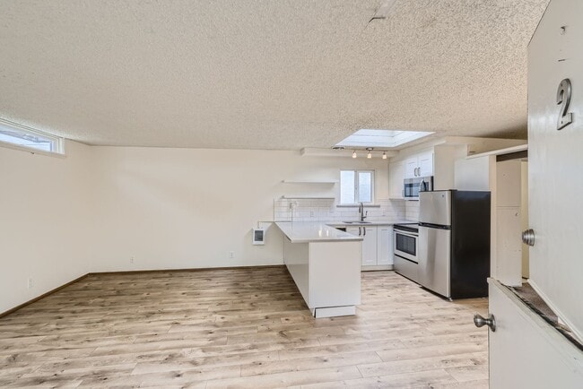 Photo - Amazing Open-Concept 1 Bedroom with Skylight in the Heart of Madison Park! Unit 2
