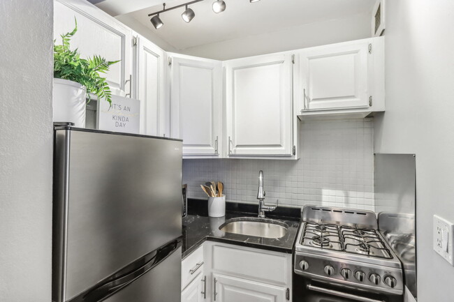 Photo - The Oliver on LaSalle