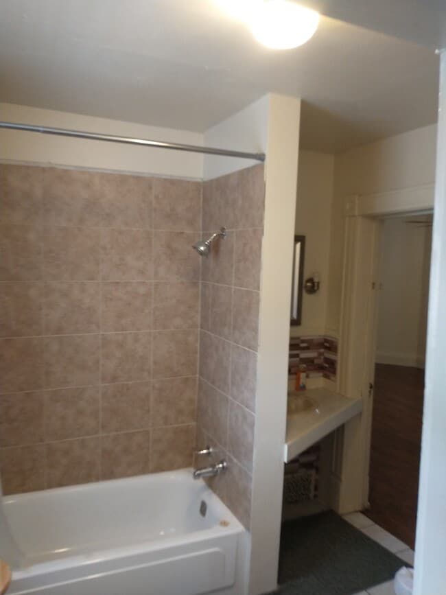 Photo - 1458 Penn Ave Unit 2nd floor