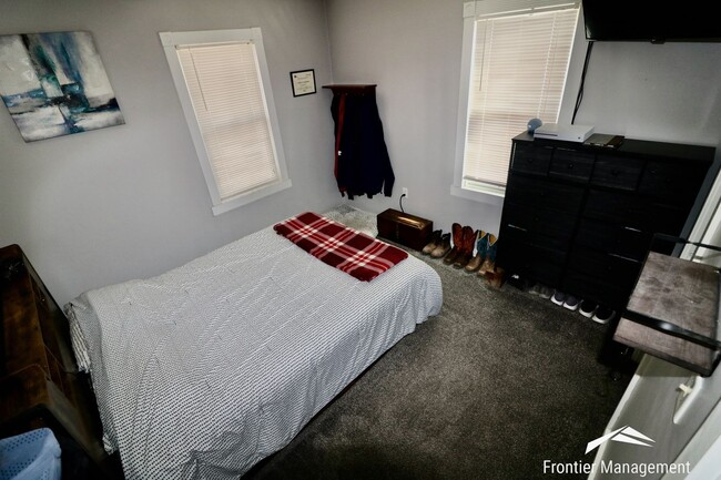 Photo - Beautiful Two Bedroom Home