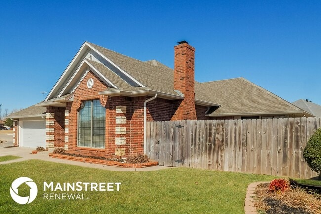 Photo - 1141 SW 127th Pl