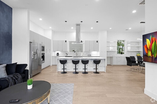 Building Photo - 2105 McGowen St Unit ID1244936P Rental
