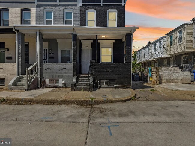 Photo - 724 N Curley St