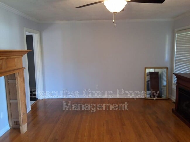 Photo - 813 Mohave Ct