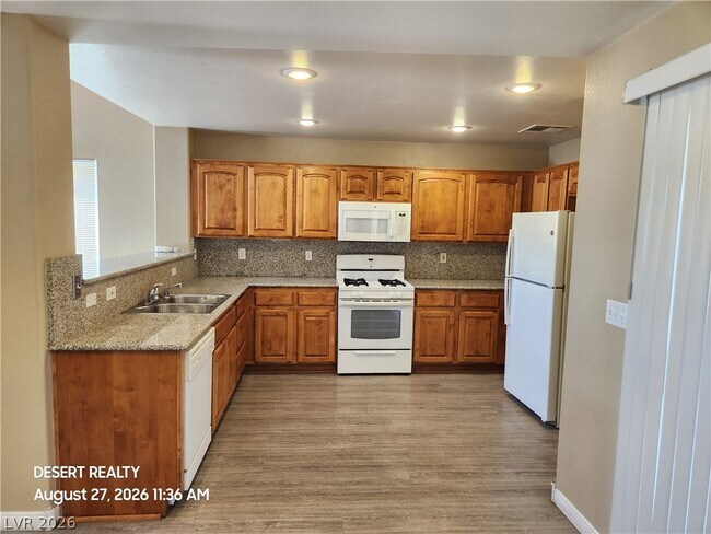Photo - 1147 Claire Rose Ave