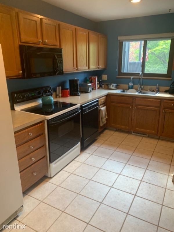 Photo - 3 br, 2.5 bath Condo - 9475 Madison Ln