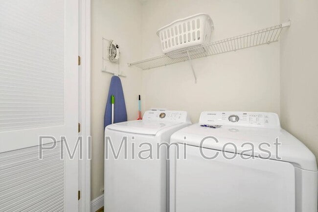 Photo - 2960 Salted Rim Rd