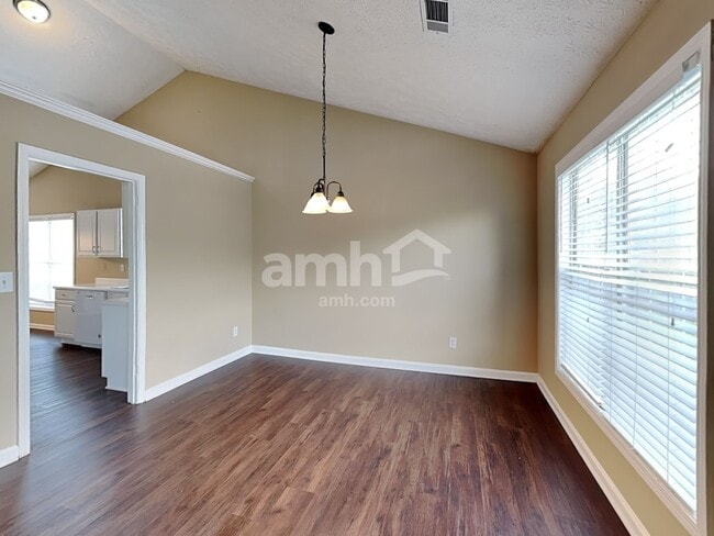 Photo - 1545 Maple Pointe Ct