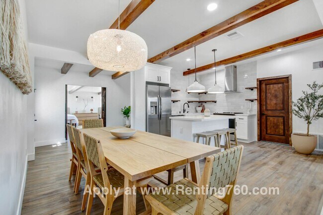 Photo - 3 Bed 3 Bath Home w/ Movie Theatre!