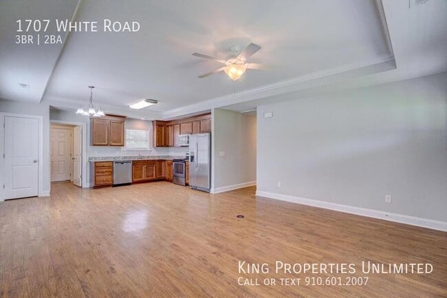 Photo - 1707 White Rd